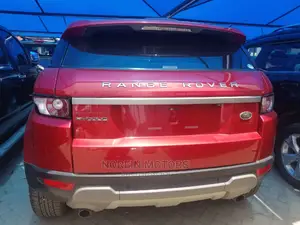 Land Rover Range Rover 2015 Red