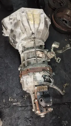 Gear Box Toyota 7L Hiace Manual