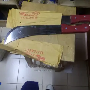 Short Alligator Panga 12"