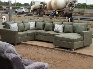 U Shaped 9 Seater