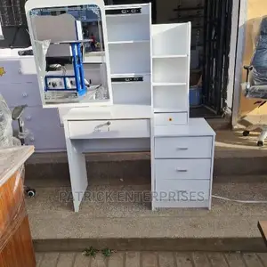Morden Dressing Table With a Sliding Mirror