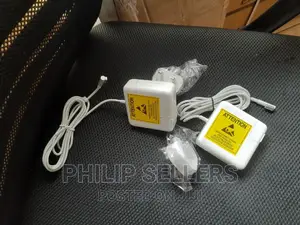 100% Original Apple Macbook Charger