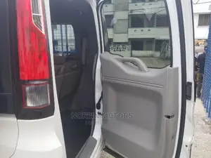 Honda Stepwgn 2016 White