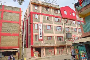 2bdrm Block of Flats in Base, Zimmerman for Sale