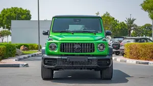 Mercedes-Benz C63 2019 Green