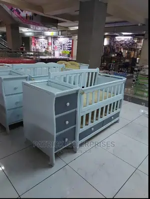 Morden Wooden Baby Cots Plus Chest of Drawers