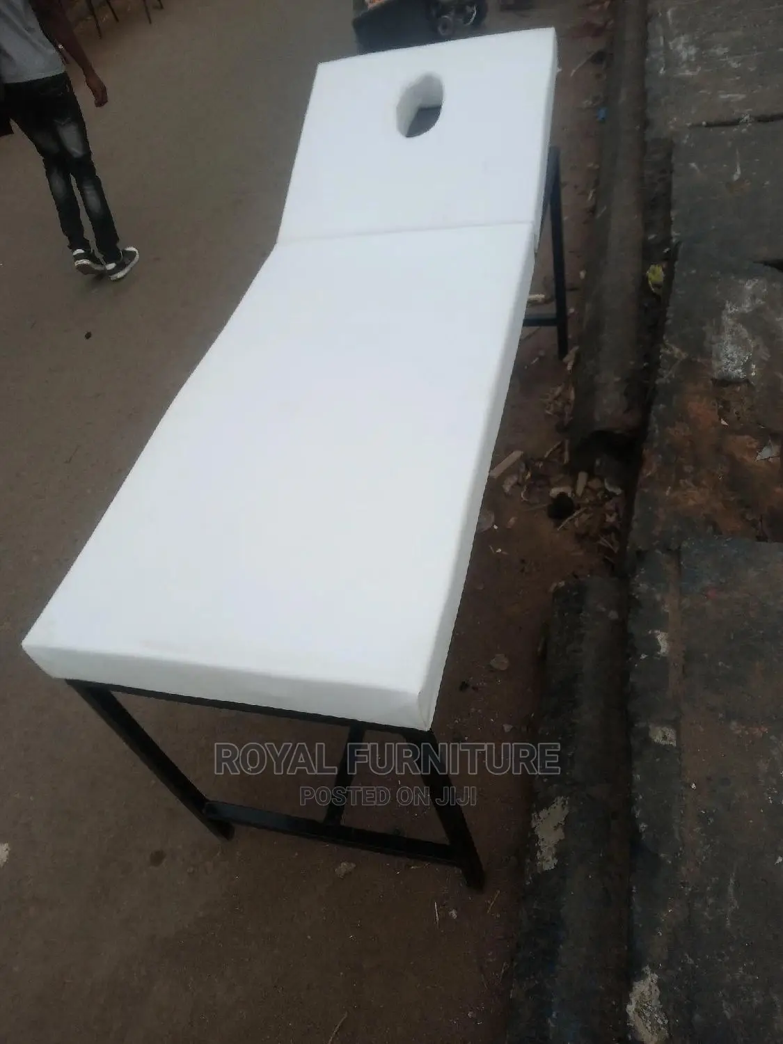 Salon Massage Bed