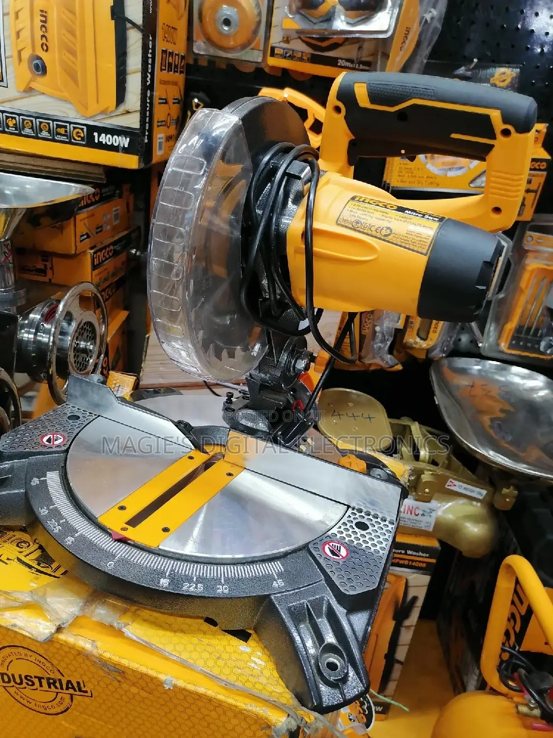 Cut of Saw Machine