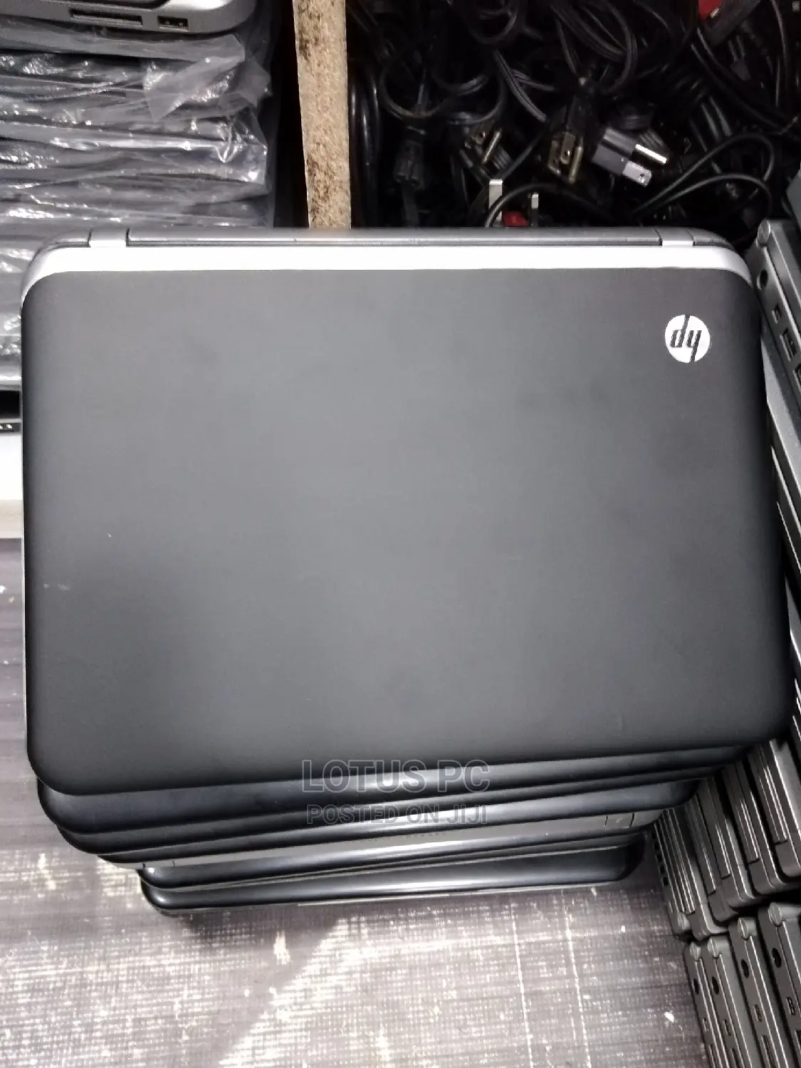 Laptop HP 3125 4GB Intel Celeron HDD 320GB