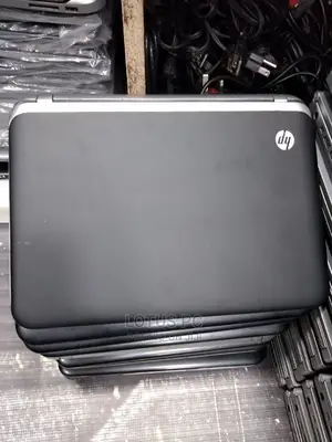 Laptop HP 3125 4GB Intel Celeron HDD 320GB
