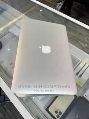 Laptop Apple MacBook Air 2015 8GB Intel Core I7 SSD 256GB