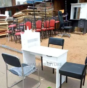 Nail Parlor Table.