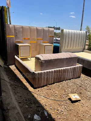 5/6 Fabric Bed