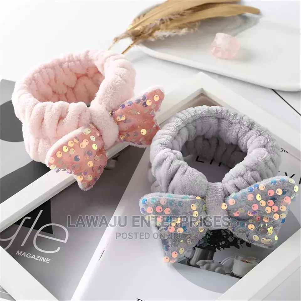 Cute Sequine Bow Plus Hairband