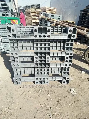 Strong Plastic Pallets