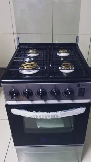 4 Burner Standing Cooker. Nunix Brand