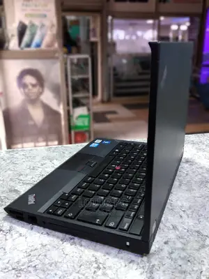 Laptop Lenovo ThinkPad X230 4GB Intel Core I5 HDD 320GB