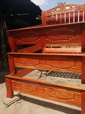 Mahogany Bed 5 by 6.