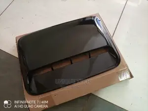Universal Bonnet Scoop