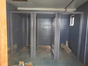 Aluminium and Board Partitioning for Public Toilets