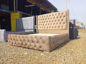 6/6 Tufted Bed