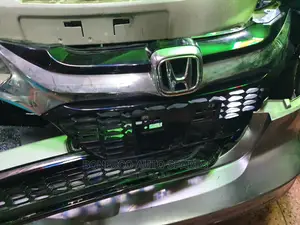 Honda Vezel Grill
