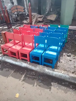 School Chairs For Young Children