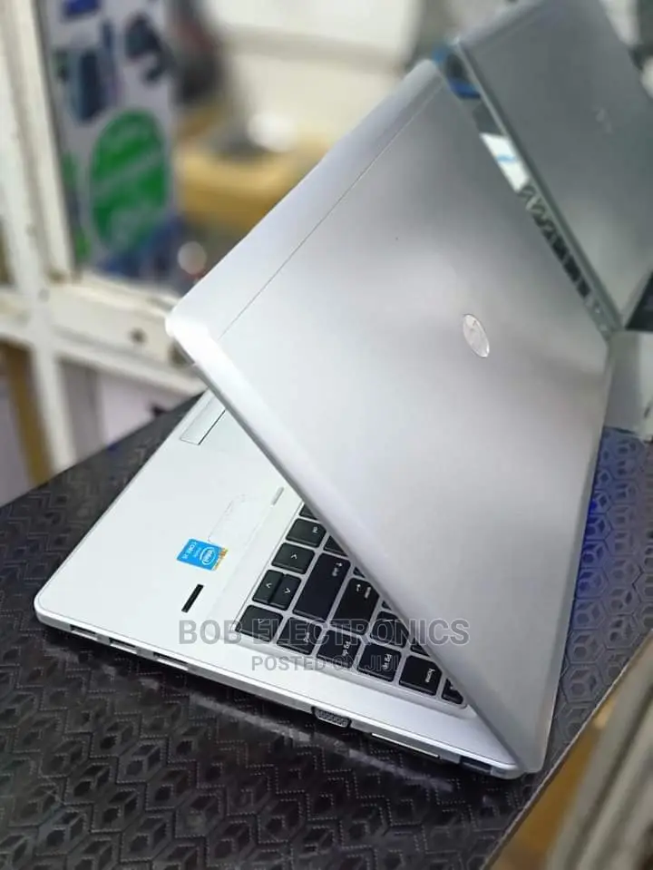 Laptop HP EliteBook Folio 9470M 4GB Intel Core I5 HDD+SSD 500GB