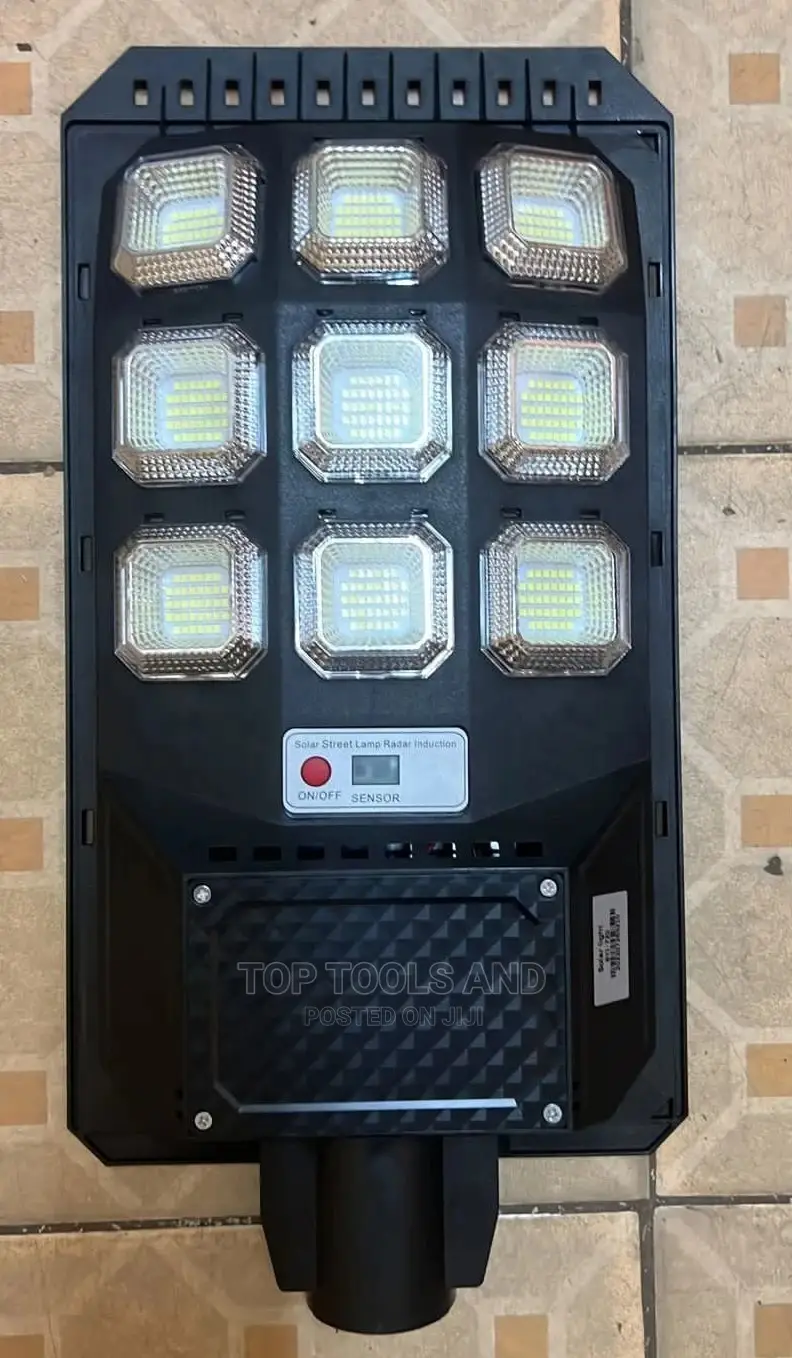 New Design Solar Streetlight 150W With Pole