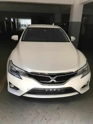Toyota Mark X 2015 Off White