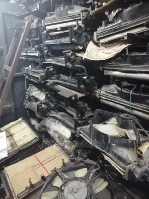 Radiator for Toyota, Nissan, Honda, Mazda, Ford, Suzuki, Mitsubishi.