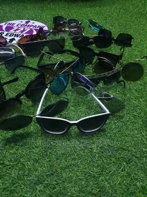 High Quality Designer Frames Sun Glasses Sunniez