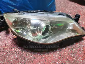Subaru Impreza N14/ Gg2 Xenon Headlight Clear