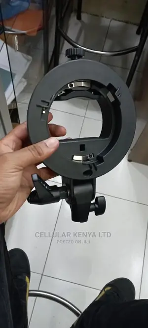 Godox S-Type Speedlite Bracket for Bowens
