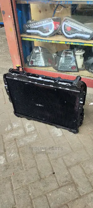 CSF 2708: 60 Series Radiator Toyota Land Cruiser 4.2L 1987