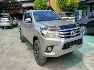 Toyota Hilux 2016 Silver