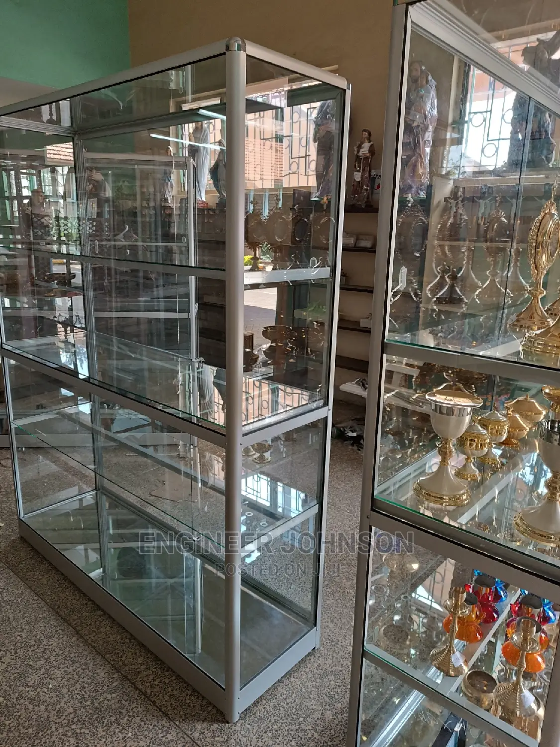 Glass Display.