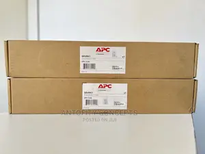 APC Easy UPS Rail Kit 700mm