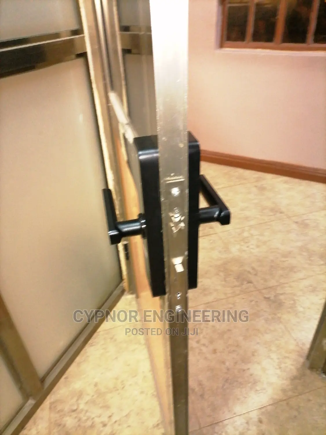 Card and Passwords Stores Door Locks