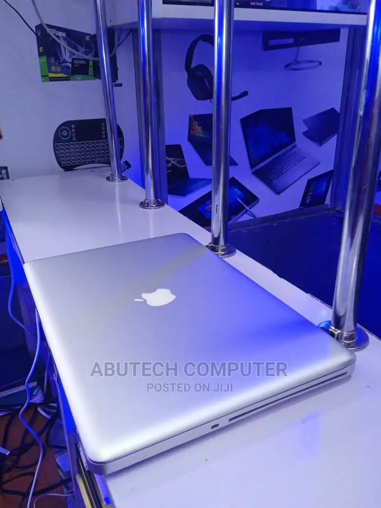 Laptop Apple MacBook 2009 4GB Intel Core 2 Duo HDD 500GB