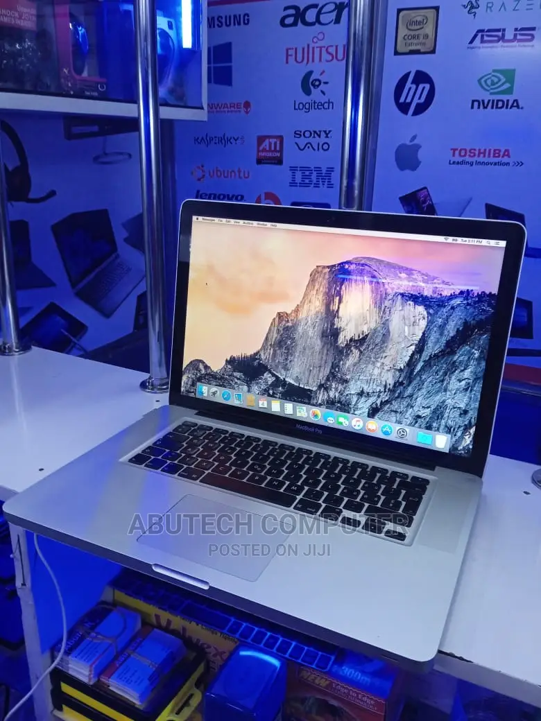 Laptop Apple MacBook 2009 4GB Intel Core 2 Duo HDD 500GB