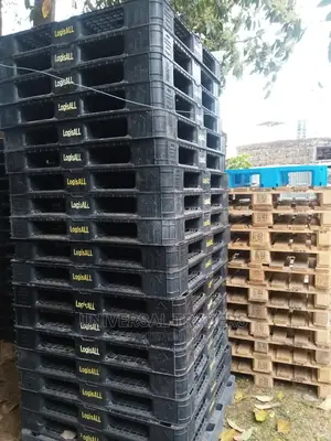 Wood Plastic Pallets - Different Tonnage Capacity