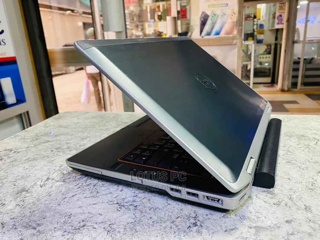 Laptop Dell Latitude E6320 4GB Intel Core I5 HDD 320GB