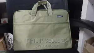 Waterproof and Soft Fleece Interior Design Makes This Portab