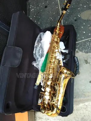 Alto Suziluki Japan Saxaphone