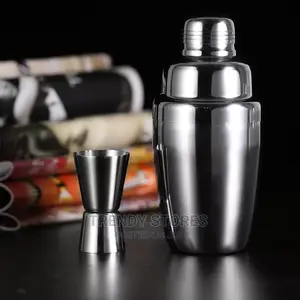 450ML Cocktail Shaker Plus Free Tot Measures