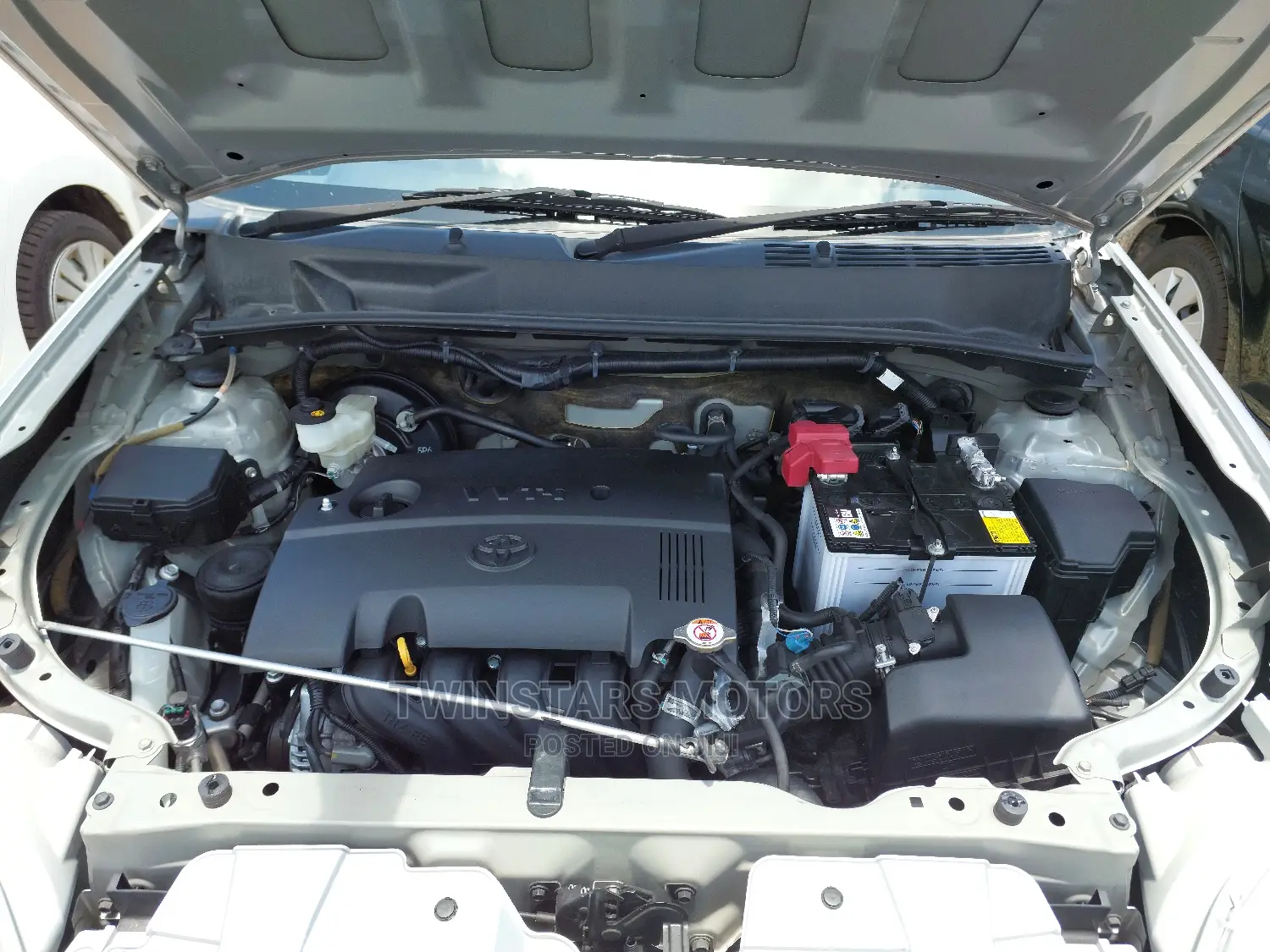 Toyota Succeed 2019 Silver