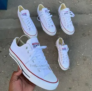 *Converse Allstars Chuck Taylor Fully Restocked