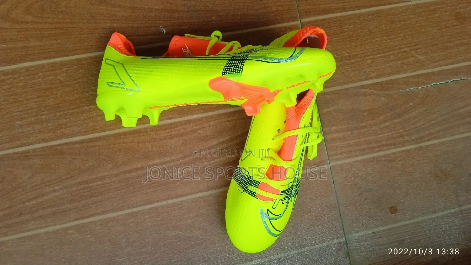 Mercurial Sport Shoes