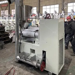 High Oil Yield Rapeseed Oil Press Machine
